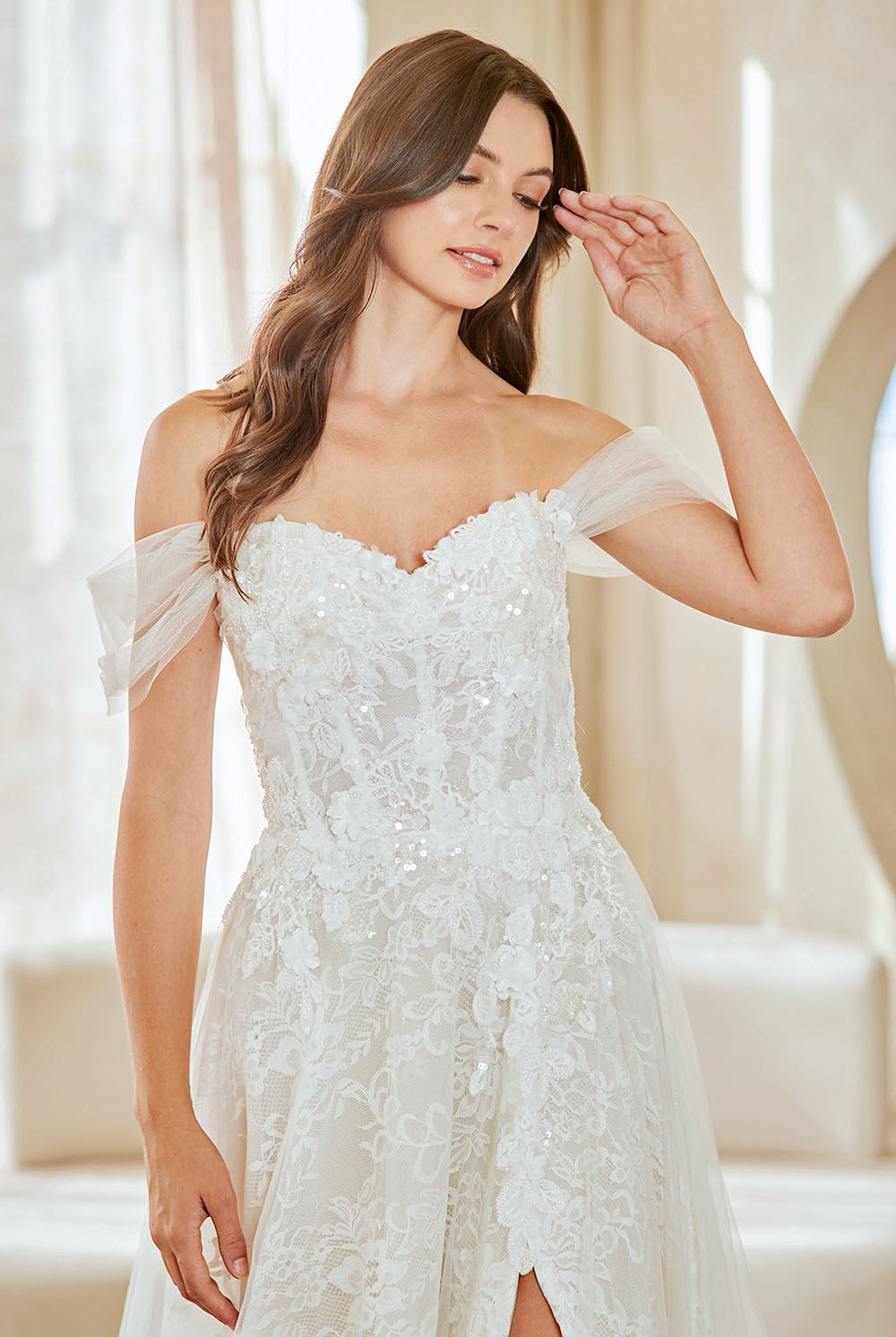 White Long Bridal Gown – Minimal Bridal Gown