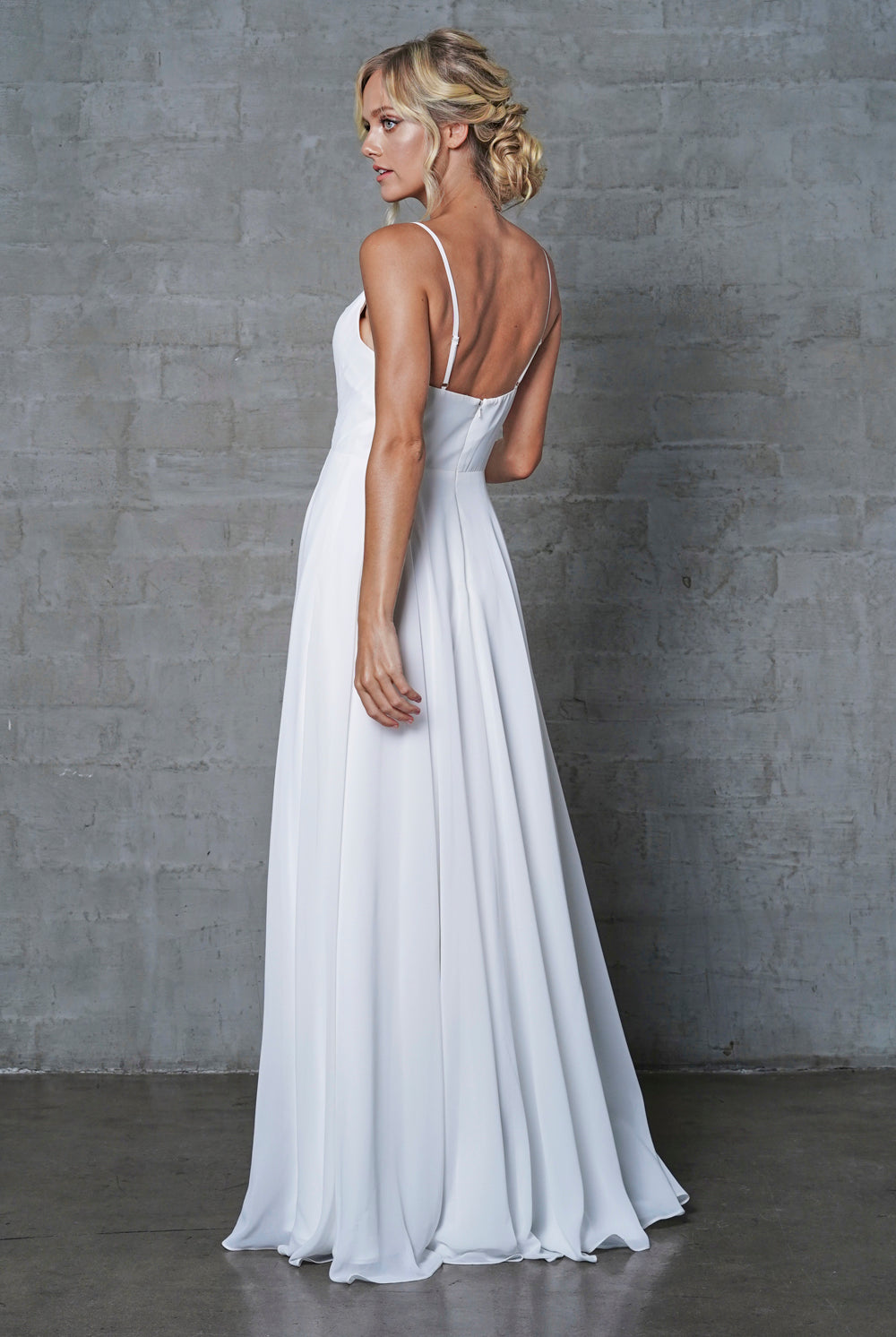Classic A-line maxi dress with adjustable straps-smcdress