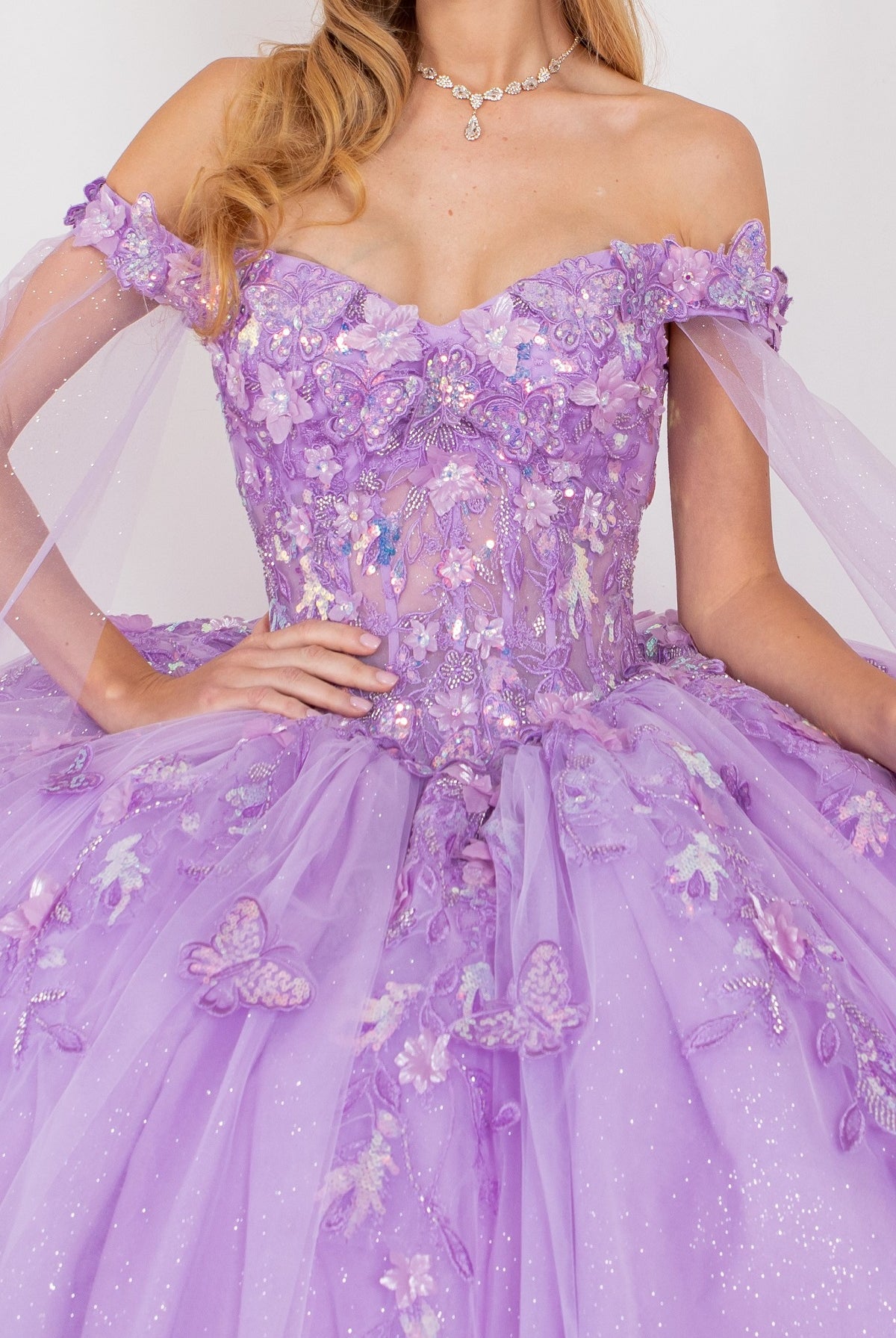 A resplendent long off-the shoulder sweetheart-neckline gown-smcdress