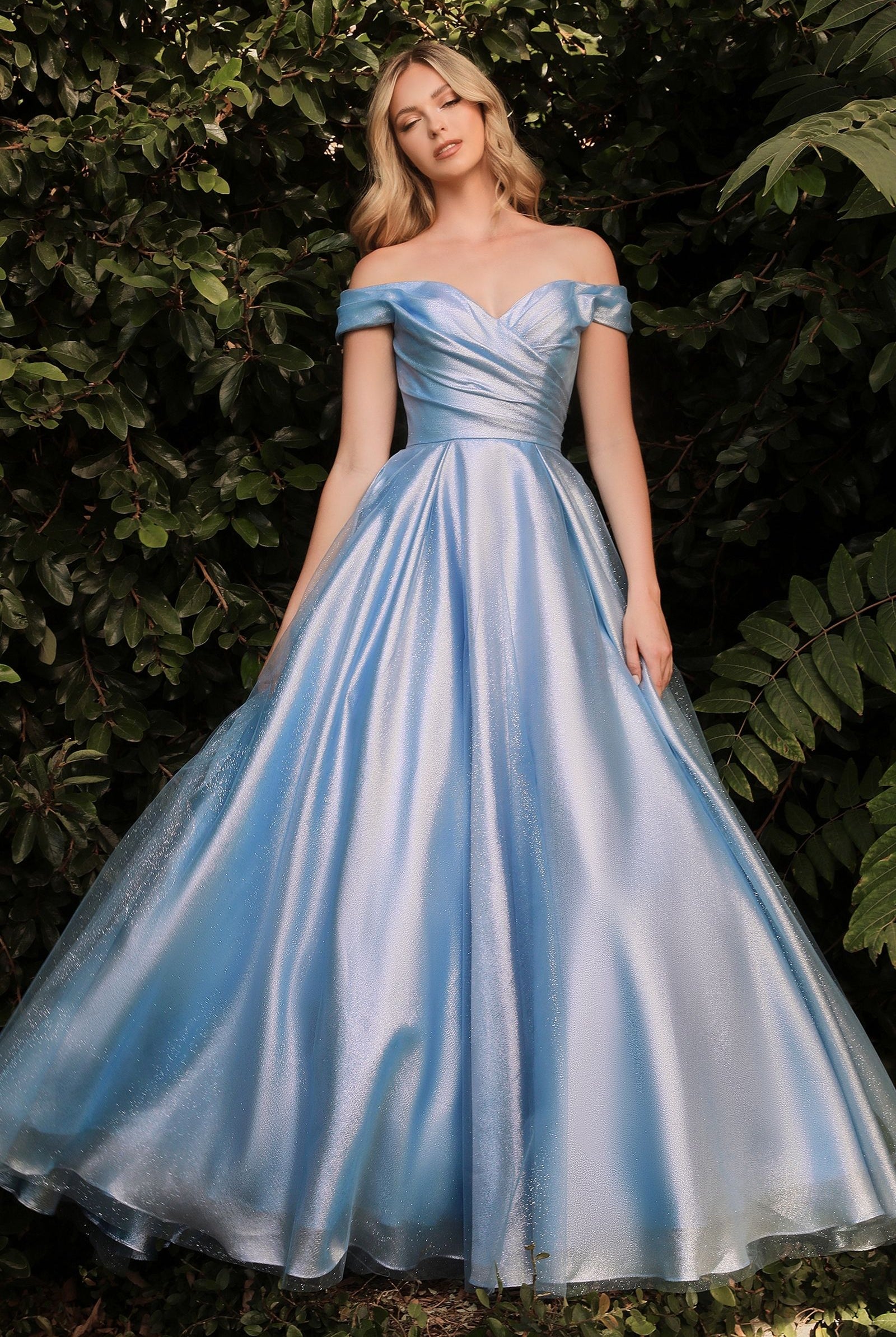 Off-shoulder organza ballgown-smcdress
