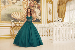 Quinceañera Dresses – Elegant & Affordable Gowns for Your Special Day