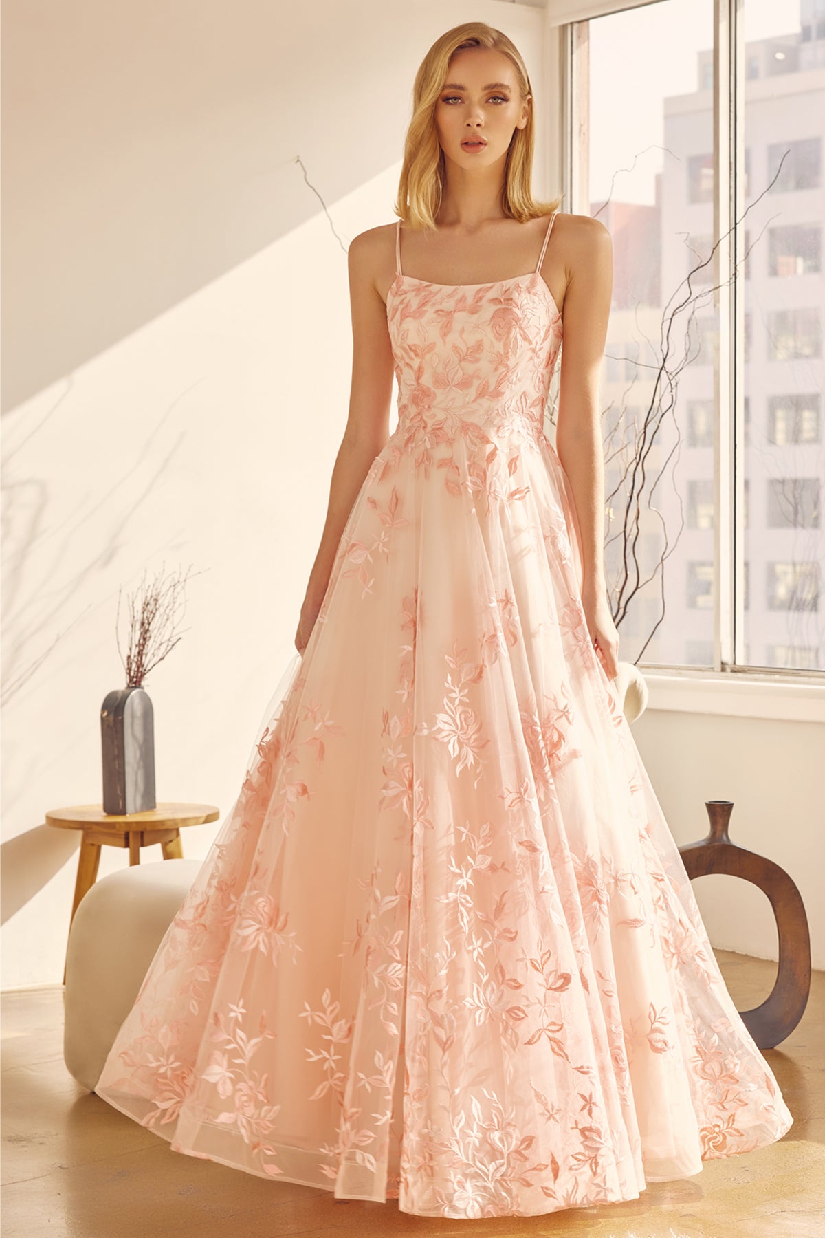 Sleeveless embroidered lace A- line gown-smcdress