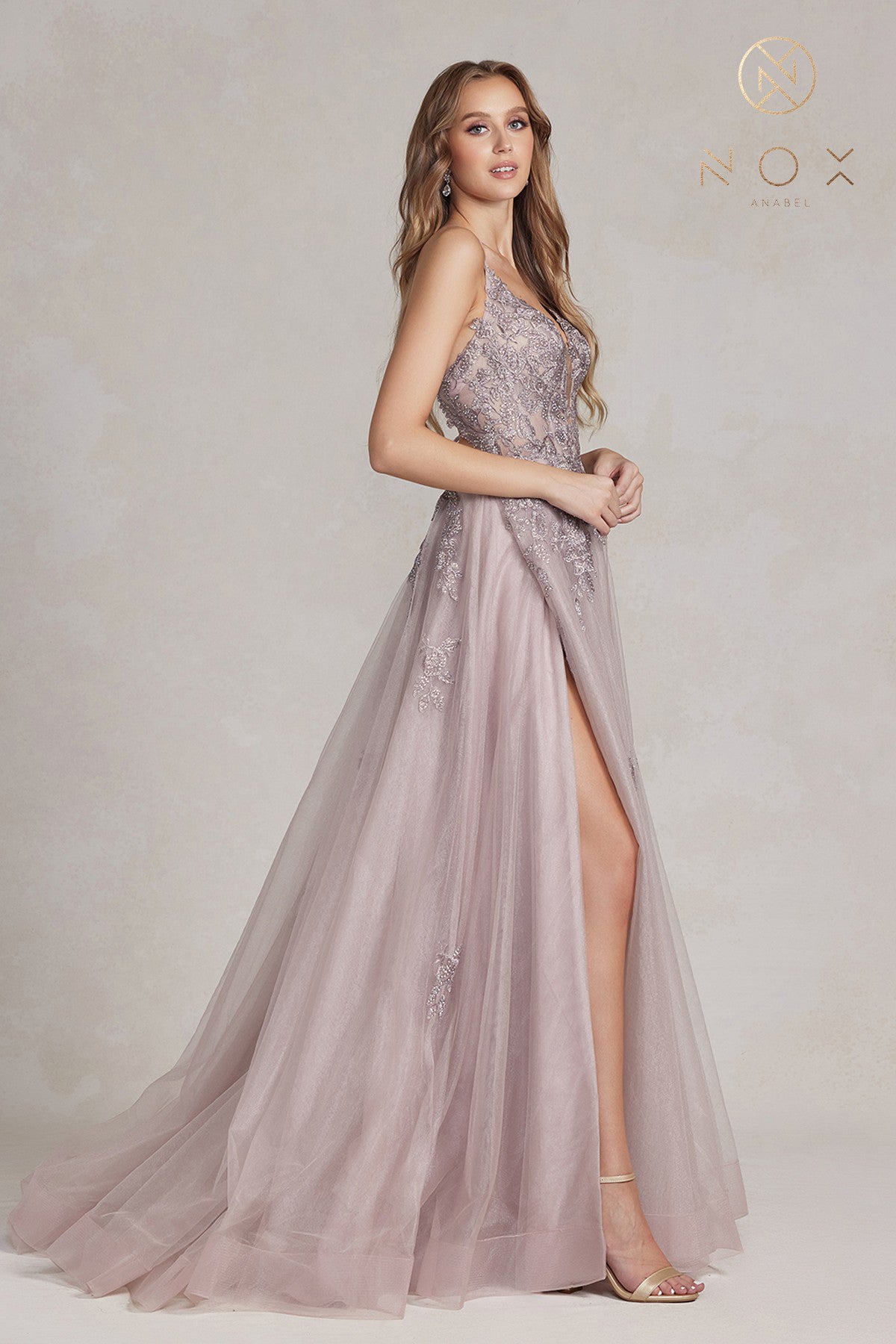 A-Line Tulle Skirt Dress w/ Embroidered Lace & Long Prom Style-smcdress