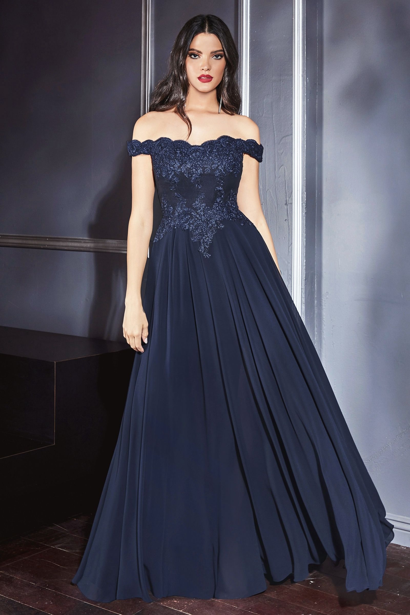 Off-shoulder lace-bodice gown with chiffon skirt & leg slit-smcdress
