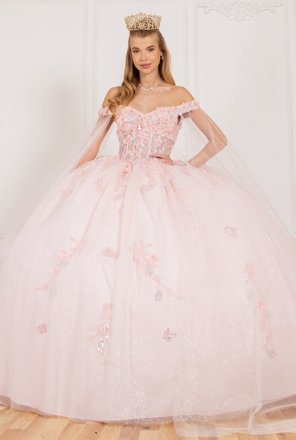 A resplendent long off-the shoulder sweetheart-neckline gown-smcdress