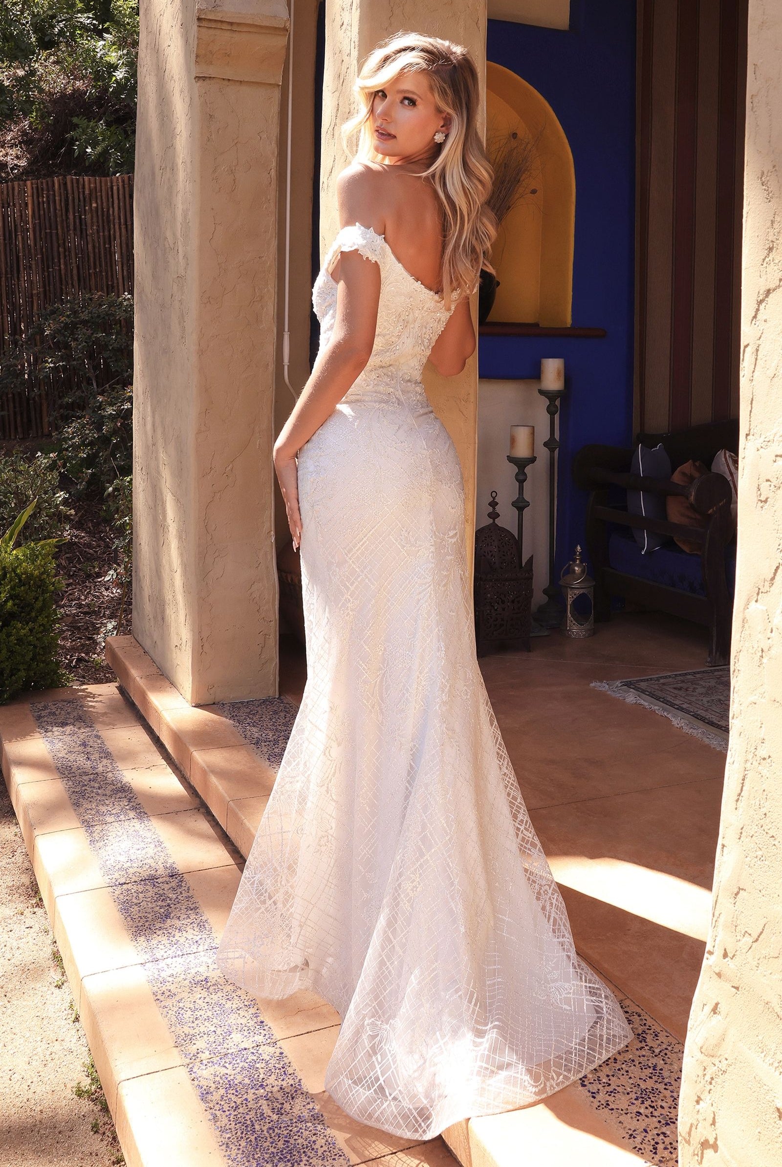 Off-the-shoulder Bridal Gown-smcdress